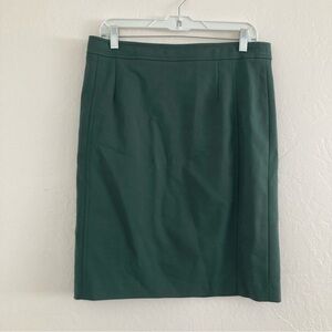Akris Punto Green Pencil Skirt Minimalist Office Contemporary Classic Size 10